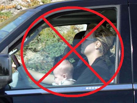 Britney Spears conduciendo con el bebé